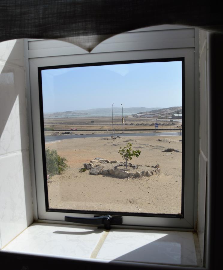 Villelodge Accommodation Lüderitz Exteriör bild