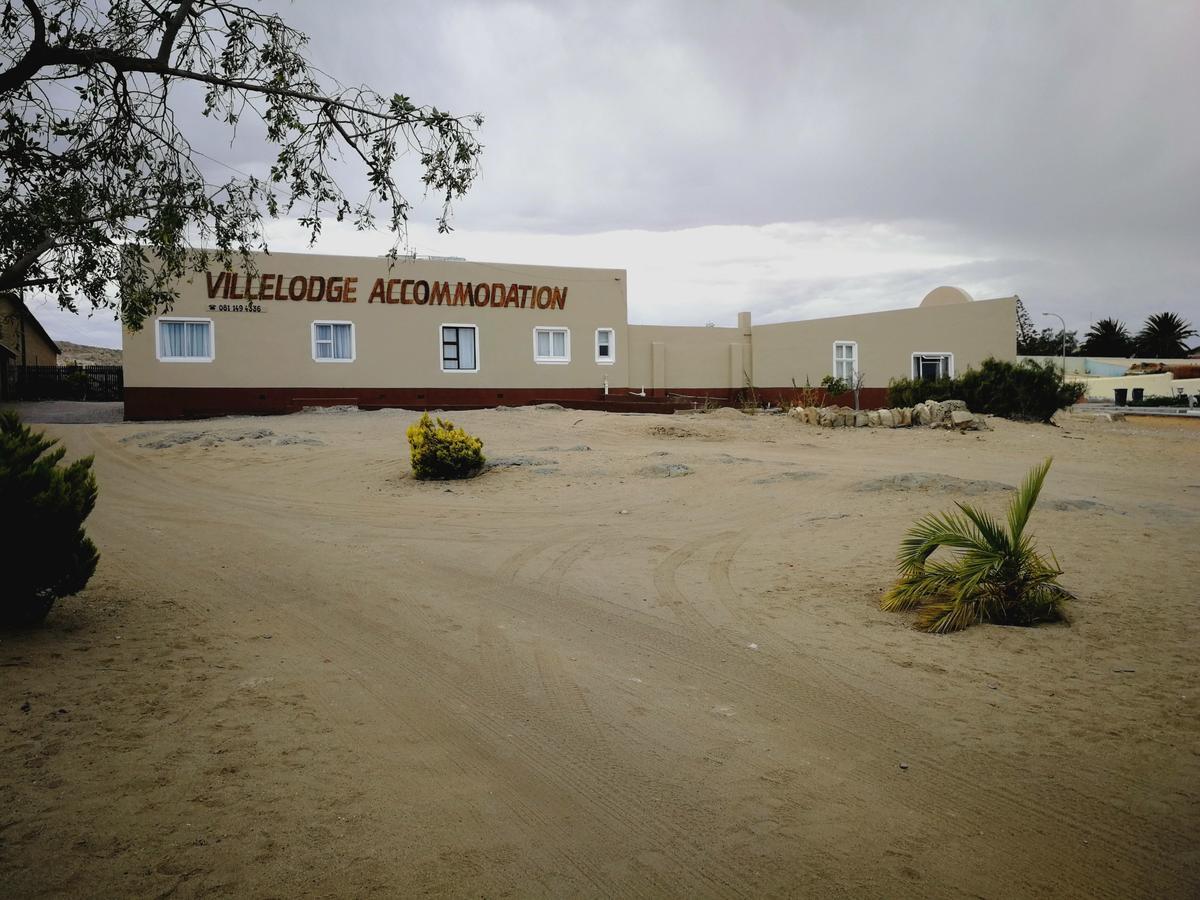 Villelodge Accommodation Lüderitz Exteriör bild